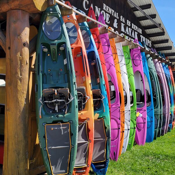 File:Kayaks (8 May 2025) 20250508 110921.jpg